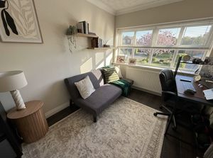 Sitting Room- click for photo gallery